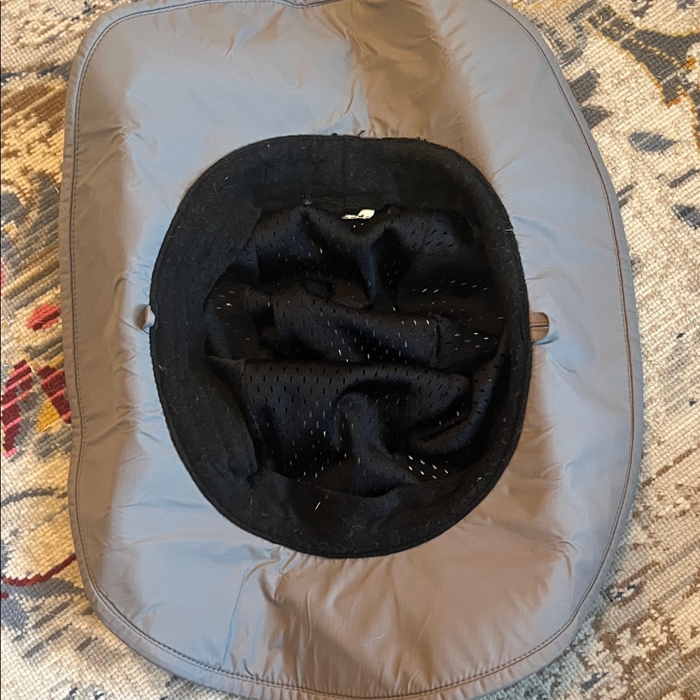 The North Face Light Gray Brimmer Hat - Picture 6 of 6